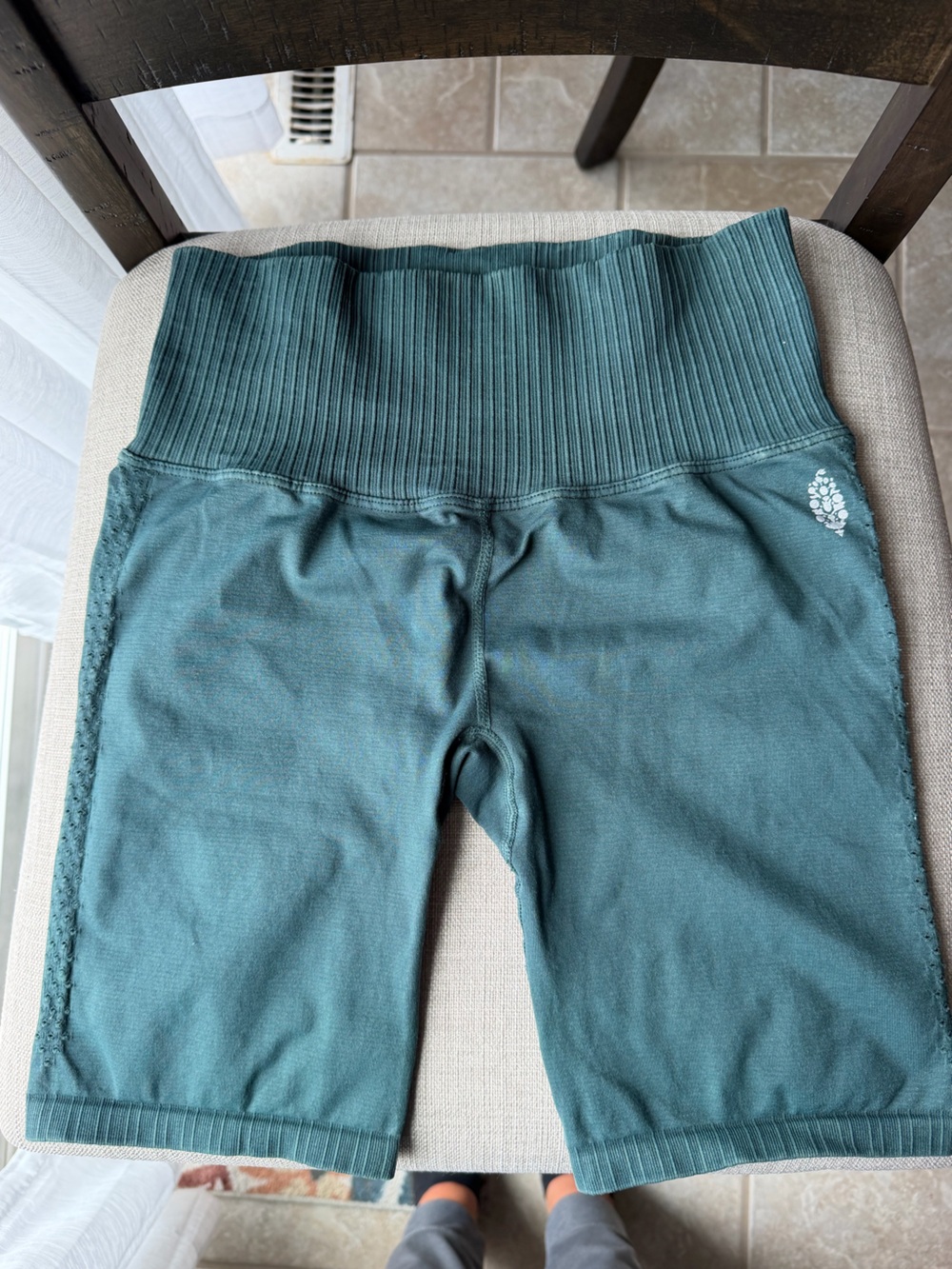 Women’s high-Waist Ribbed Shorts in Teal Green